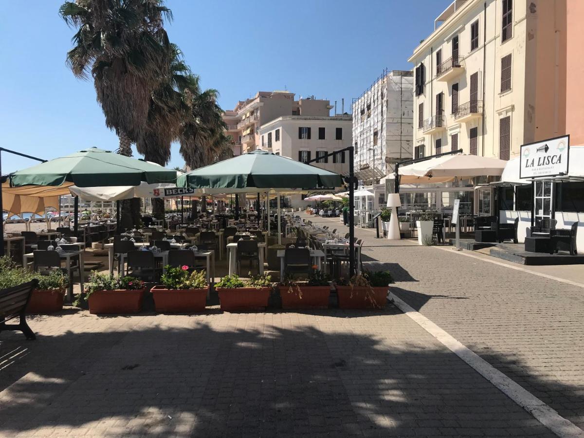Casa Vacanza Tindara Apartment Civitavecchia Ngoại thất bức ảnh